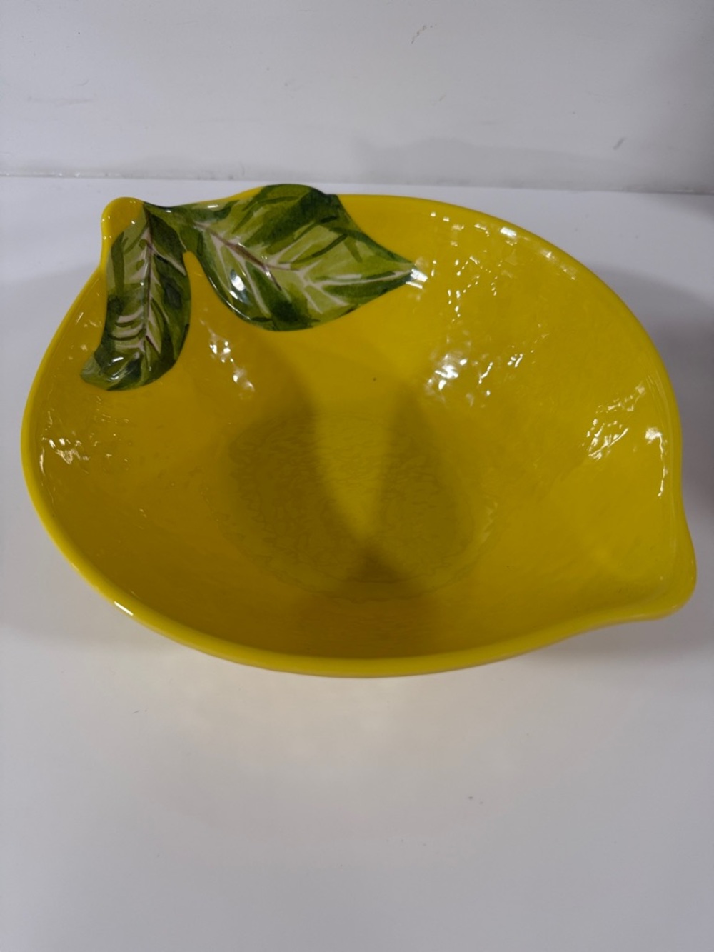 🍋 Lemon Decorative Bowl with Green Leaf Accent